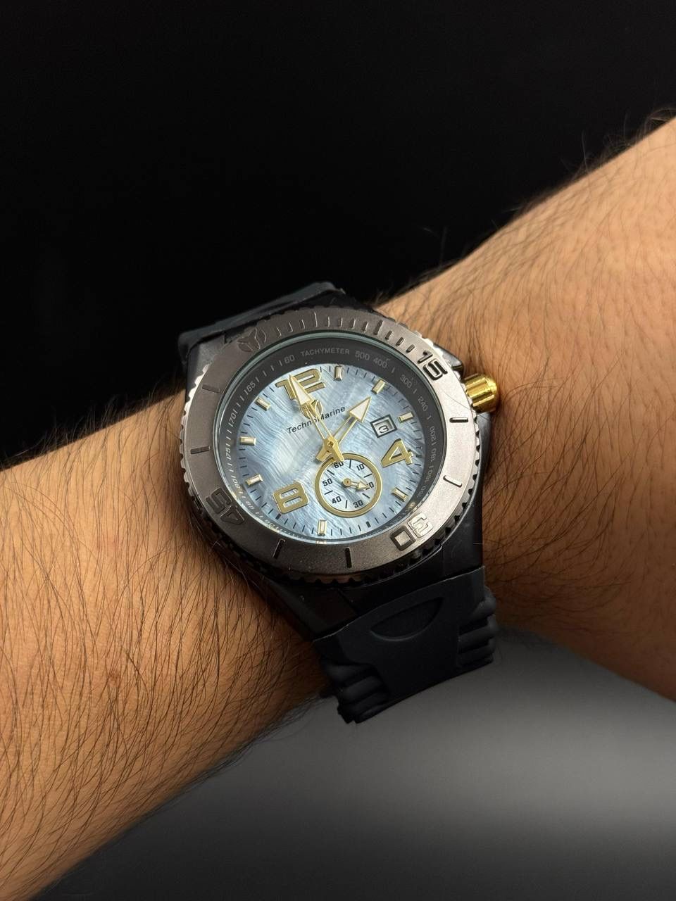 TM AB012