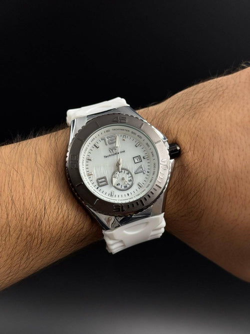 TM AB013