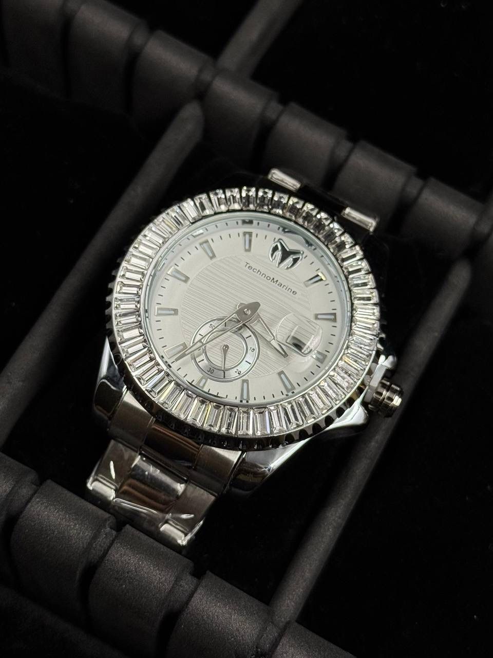 TM AB017