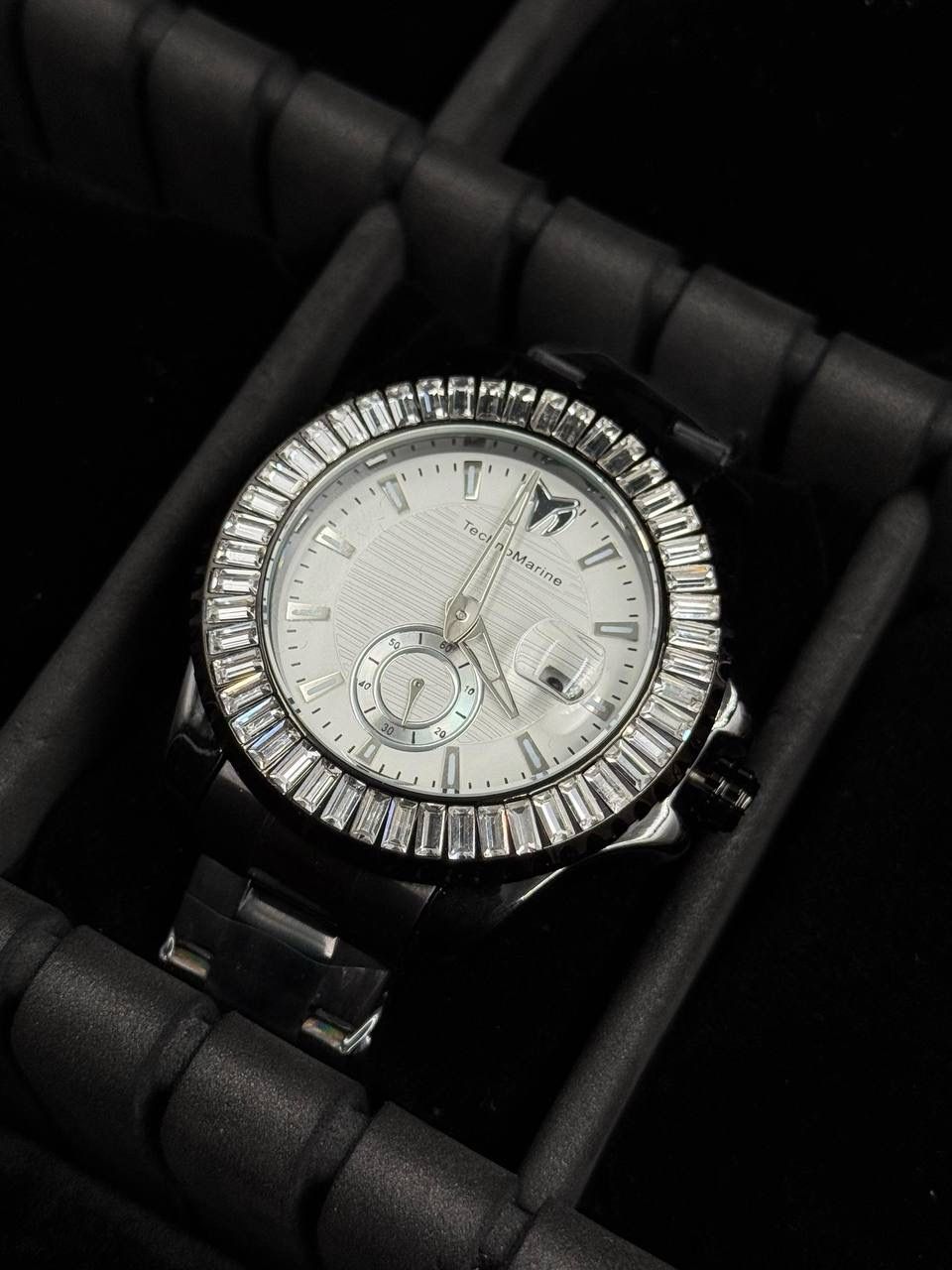 TM AB020