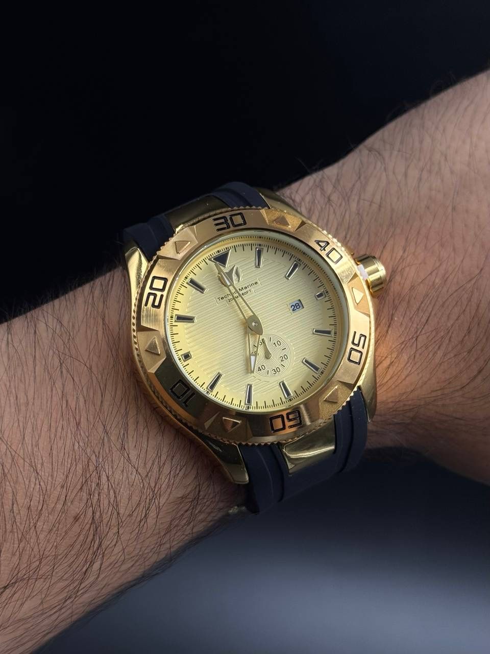 TM AB024