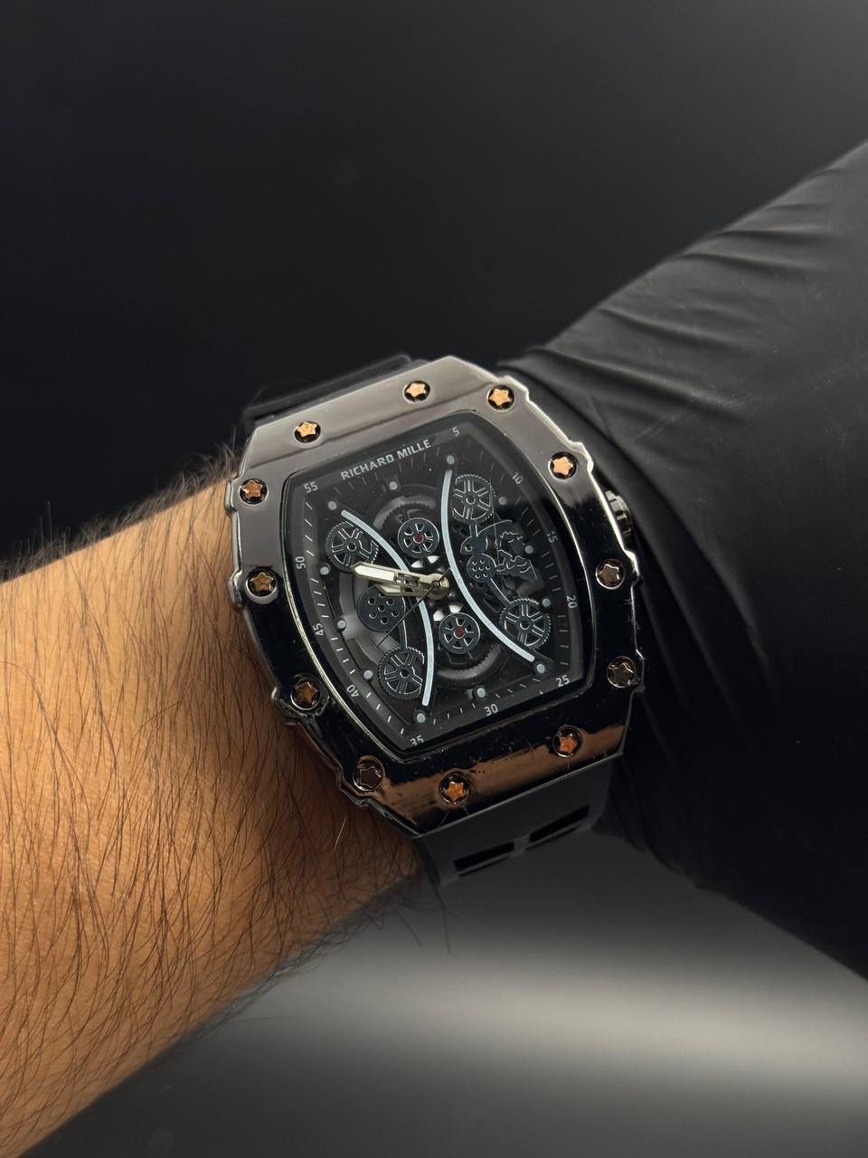 RICHARD PLUS 09