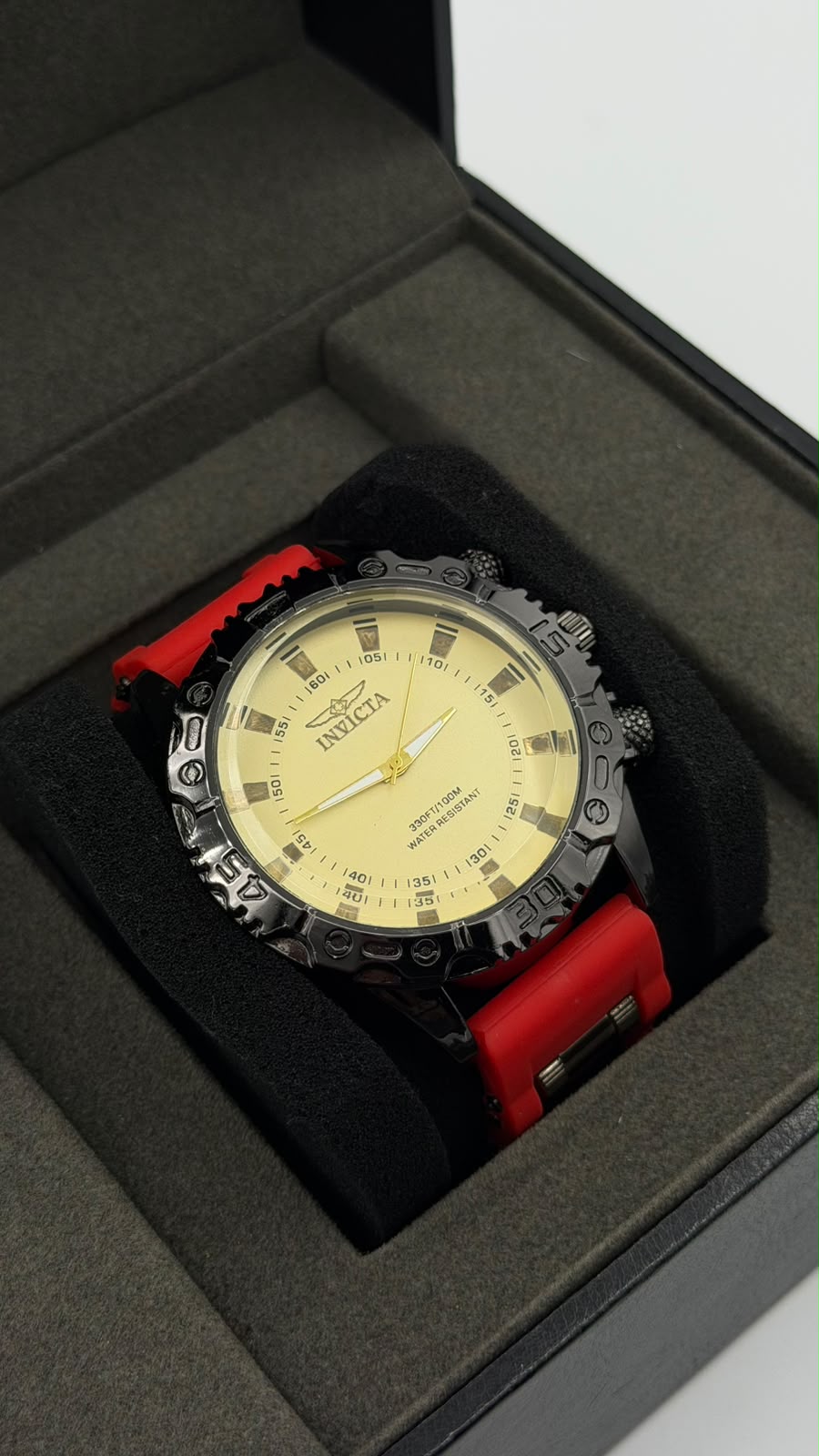 INVICTA PLUS 004