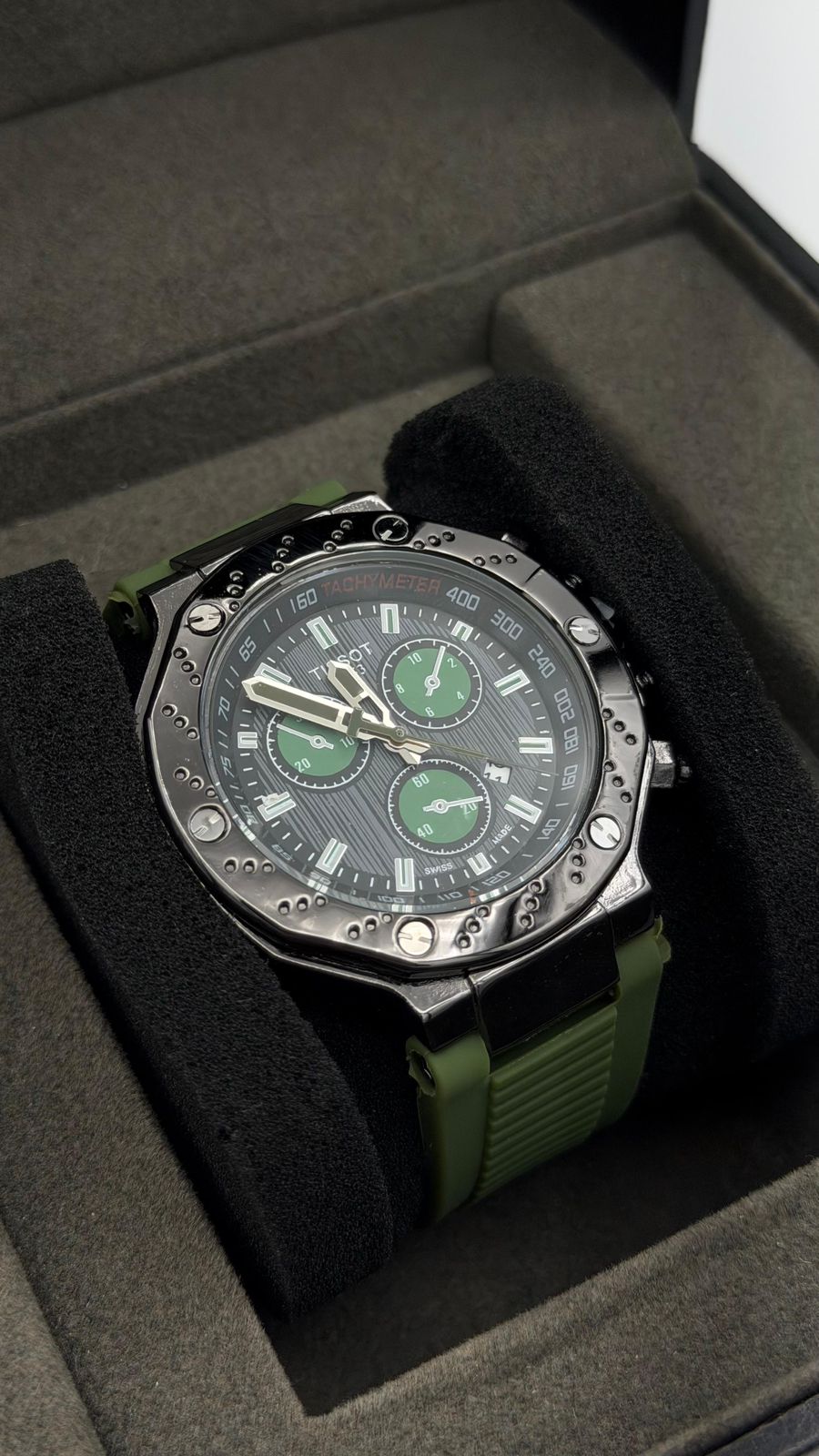TSST T RACE TABLERO NEGRO /PULSERA VERDE