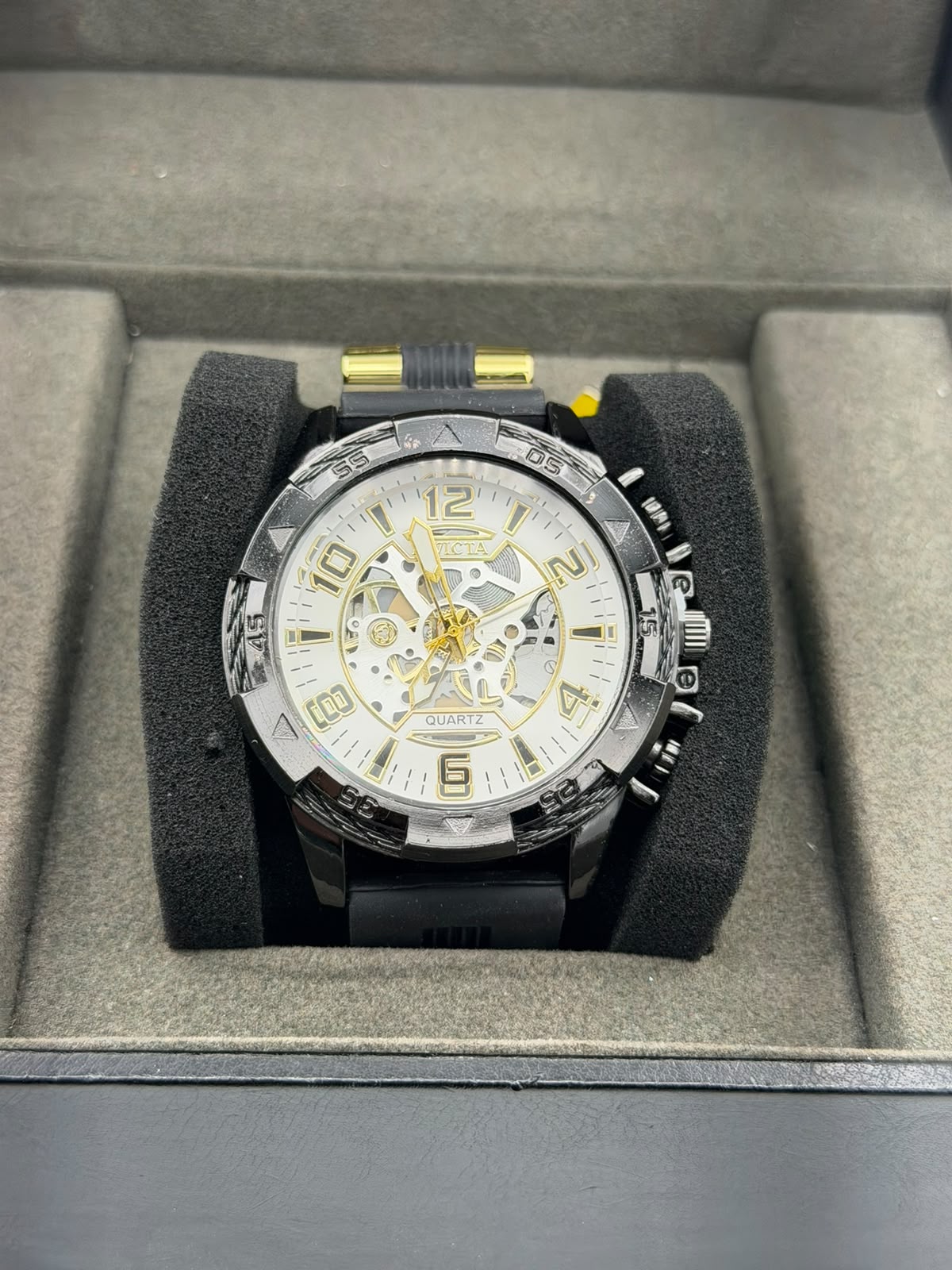 Invicta plus 33