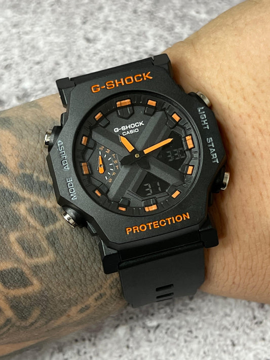 G shock 2300 negro con naranja