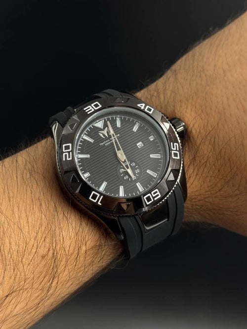 TM AB023