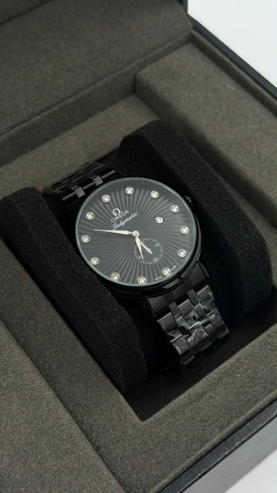 OMEGA OO4