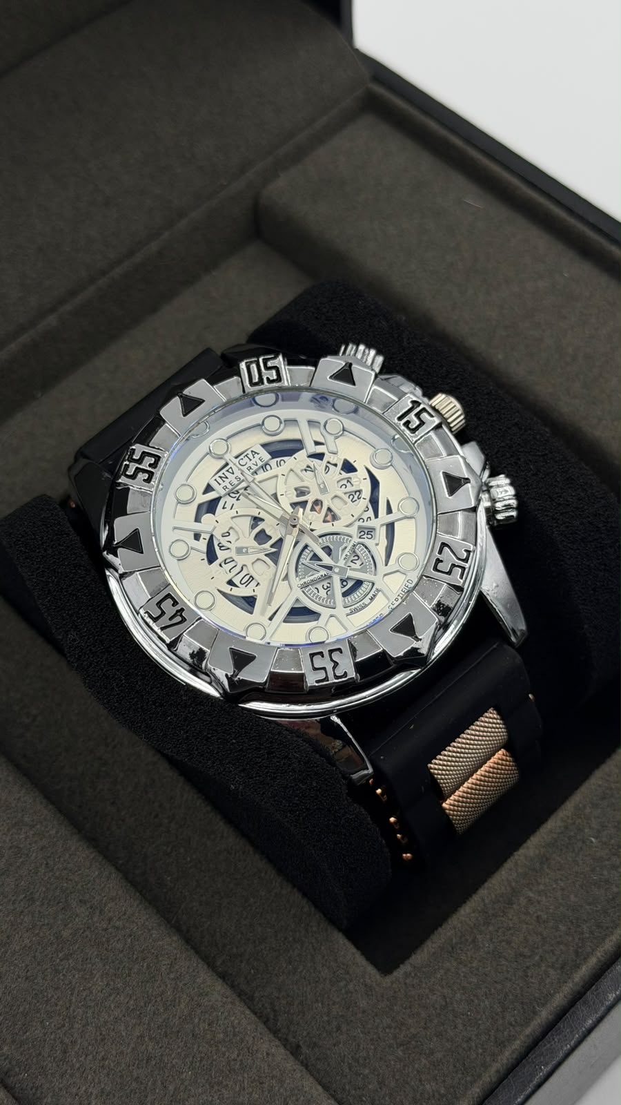 INVICTA PLUS 008