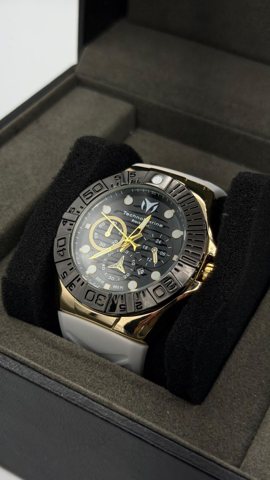 TM REEF TABLERO NEGRO /PULSERA BLANCA