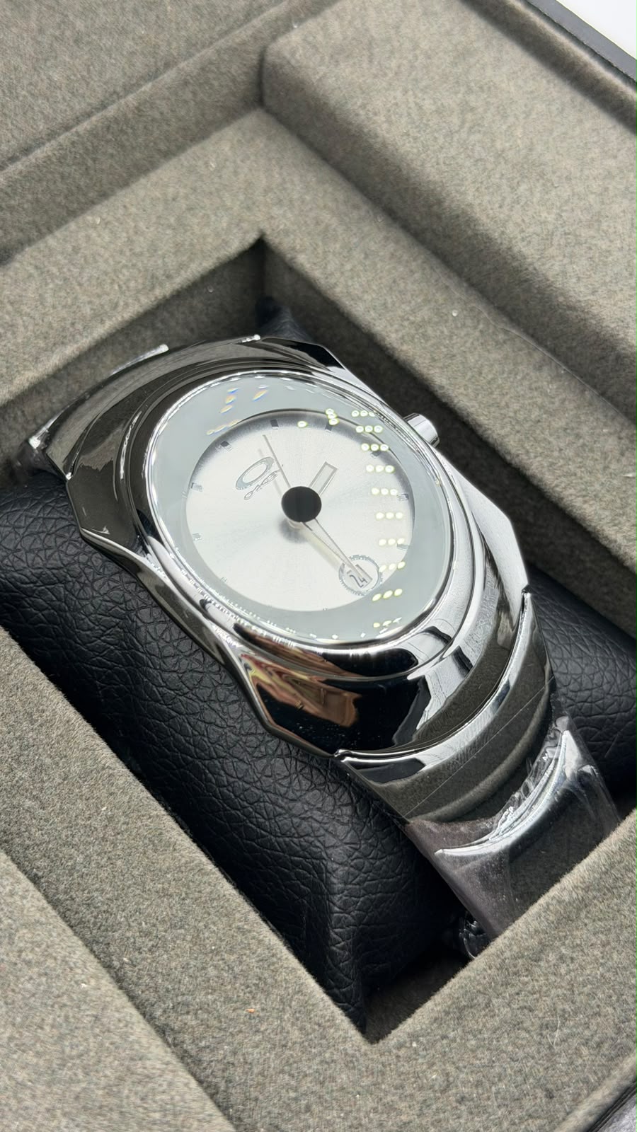 OAKLEY 0042
